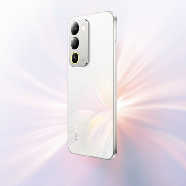Realme C100